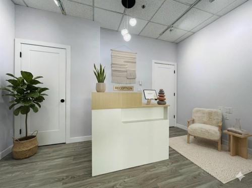 1623 Centre Street Nw, Calgary, AB 