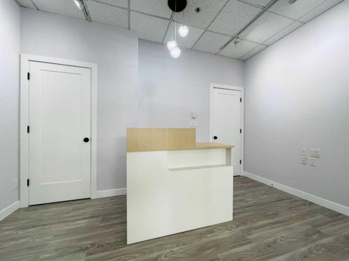 1623 Centre Street Nw, Calgary, AB 