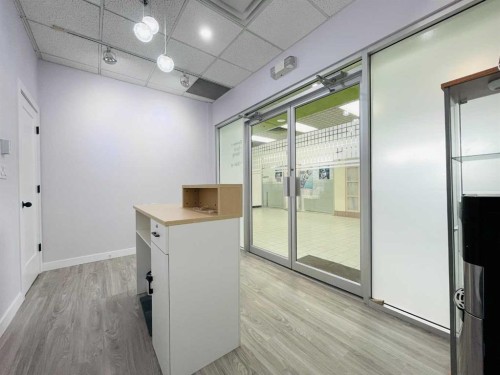 1623 Centre Street Nw, Calgary, AB 