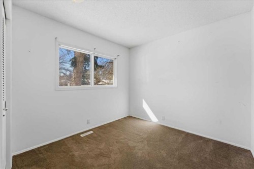 716 Whitemont Drive Ne, Calgary, AB - Indoor Photo Showing Other Room