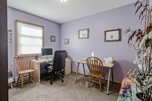 1411 20 Avenue Nw, Calgary, AB - Indoor Photo Showing Office