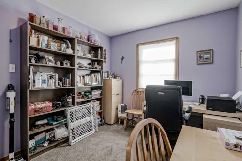 1411 20 Avenue Nw, Calgary, AB - Indoor Photo Showing Office