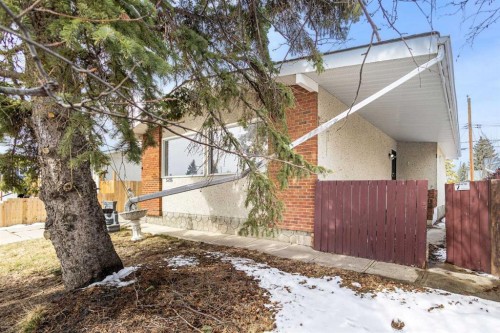 5216 Marian Road Ne, Calgary, AB - Outdoor