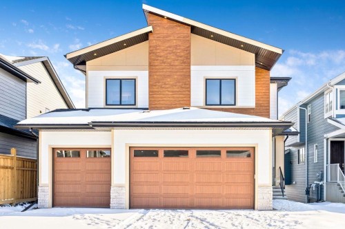68 Sunvalley Way  Cochrane, AB T4C 0X8