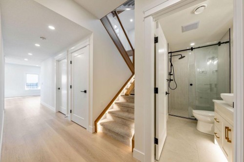 68 Sunvalley Way, Cochrane, AB - Indoor