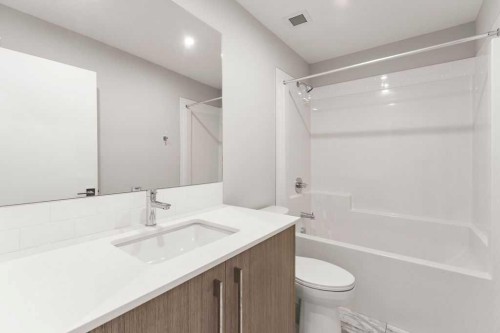 3206-60 Skyview Ranch Road Ne, Calgary, AB - Indoor Photo Showing Bathroom