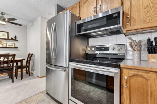 245 Millview Green Sw, Calgary, AB - Indoor Photo Showing Kitchen
