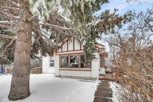 2713 9 Avenue Se, Calgary, AB - Outdoor