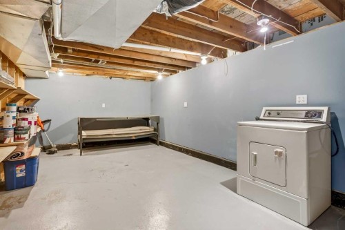 2713 9 Avenue Se, Calgary, AB - Indoor Photo Showing Basement