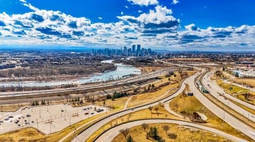 2713 9 Avenue Se, Calgary, AB - Outdoor With View