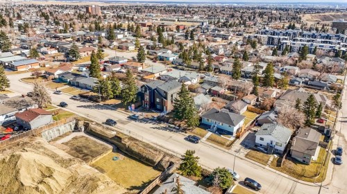 2713 9 Avenue Se, Calgary, AB - Outdoor With View
