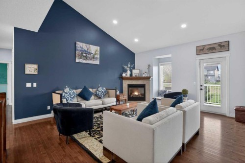 207 Strathmore Lakes Bend, Strathmore, AB - Indoor Photo Showing Living Room With Fireplace