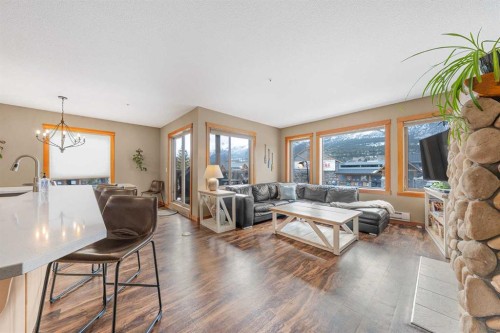206C-1120 Railway Avenue, Canmore, AB - Indoor Photo Showing Living Room