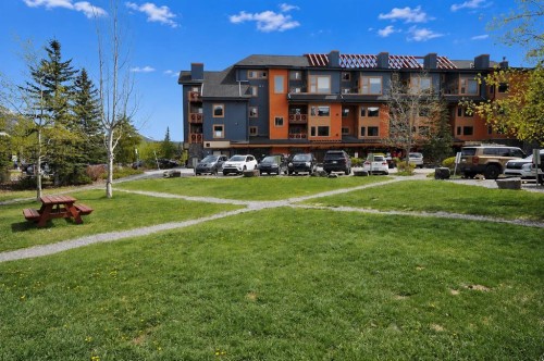 206C-1120 Railway Avenue, Canmore, AB - Outdoor