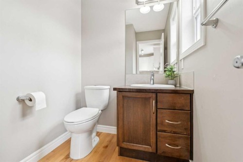 56 Silverado Plains View Sw, Calgary, AB - Indoor Photo Showing Bathroom