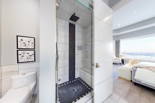 26 Patina Hill Sw, Calgary, AB - Indoor Photo Showing Bathroom