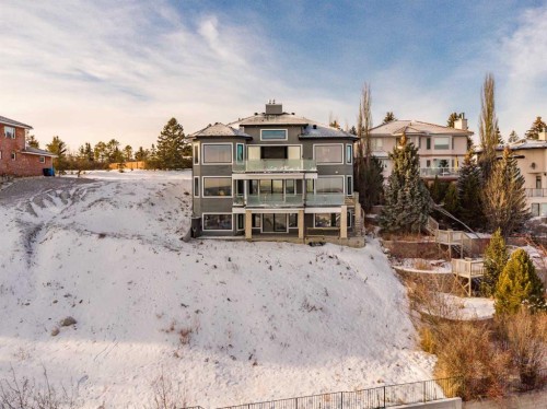 26 Patina Hill Sw, Calgary, AB - Outdoor