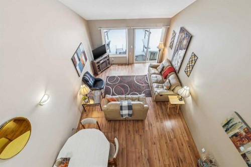 53 Somervale Point Sw, Calgary, AB - Indoor