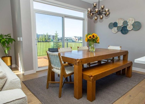 128 Sundown View, Cochrane, AB - Indoor Photo Showing Dining Room