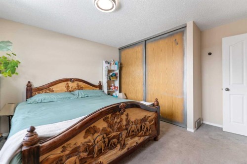 1607 Summerfield Boulevard, Airdrie, AB - Indoor Photo Showing Bedroom