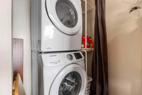 1607 Summerfield Boulevard, Airdrie, AB - Indoor Photo Showing Laundry Room
