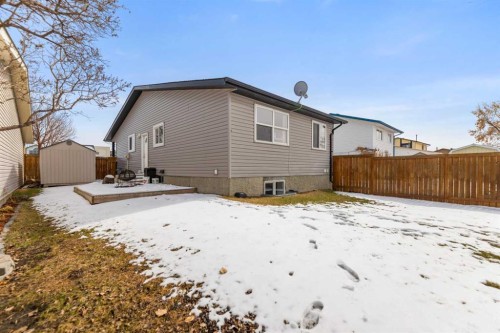 1607 Summerfield Boulevard, Airdrie, AB - Outdoor With Exterior