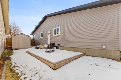 1607 Summerfield Boulevard, Airdrie, AB - Outdoor With Exterior