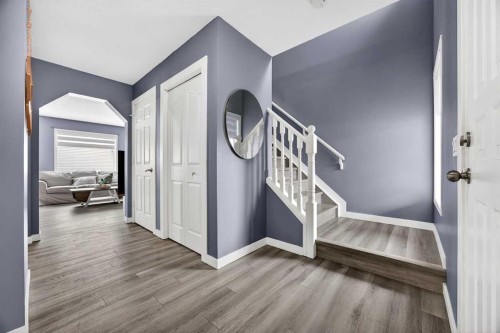 237 Willowbrook Close Nw, Airdrie, AB - Indoor Photo Showing Other Room
