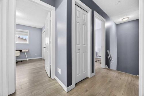 237 Willowbrook Close Nw, Airdrie, AB - Indoor Photo Showing Other Room