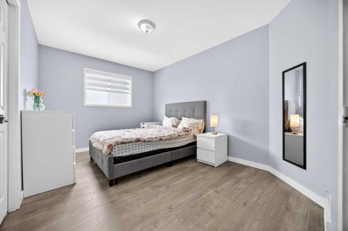 237 Willowbrook Close Nw, Airdrie, AB - Indoor Photo Showing Bedroom