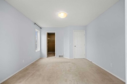 69 Everglen Way Sw, Calgary, AB - Indoor Photo Showing Other Room