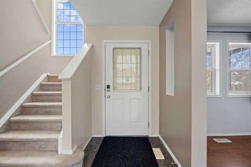 69 Everglen Way Sw, Calgary, AB - Indoor Photo Showing Other Room
