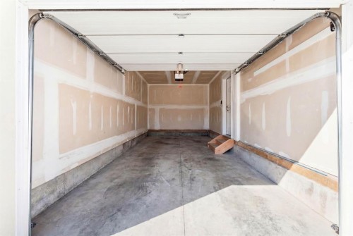 5 Sage Bluff Heights Nw, Calgary, AB - Indoor