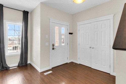 26 Willow Drive, Cochrane, AB - Indoor Photo Showing Other Room