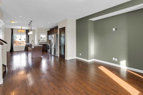 26 Willow Drive, Cochrane, AB - Indoor Photo Showing Living Room
