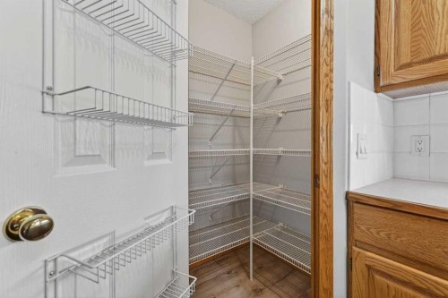 106 Cambridge Glen Drive, Strathmore, AB - Indoor Photo Showing Other Room