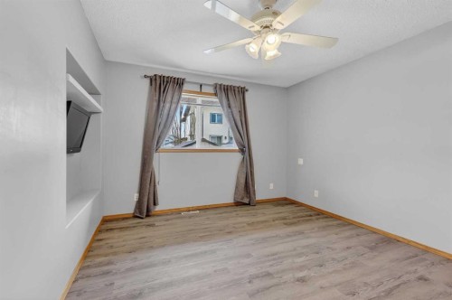 106 Cambridge Glen Drive, Strathmore, AB - Indoor Photo Showing Other Room