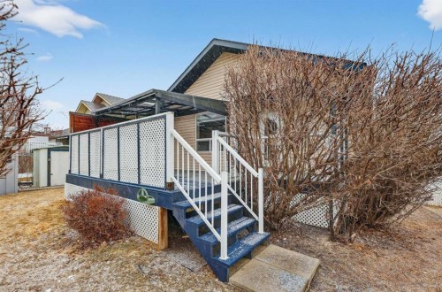 106 Cambridge Glen Drive, Strathmore, AB - Outdoor