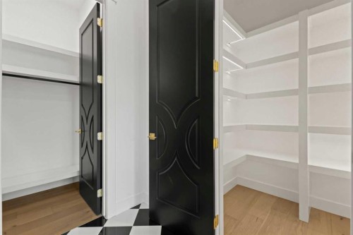 1910 Broadview Road, Calgary, AB - Indoor With Storage