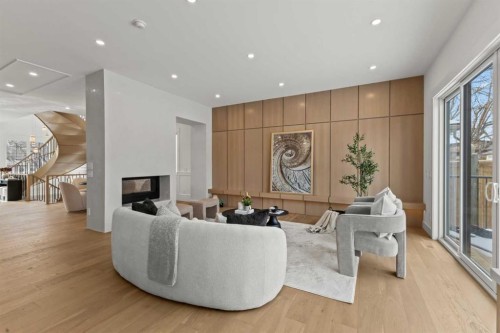 1910 Broadview Road, Calgary, AB - Indoor