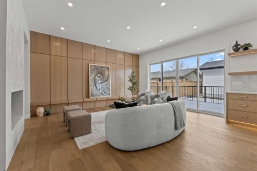 1910 Broadview Road, Calgary, AB - Indoor