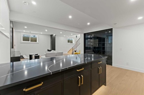 1910 Broadview Road, Calgary, AB - Indoor