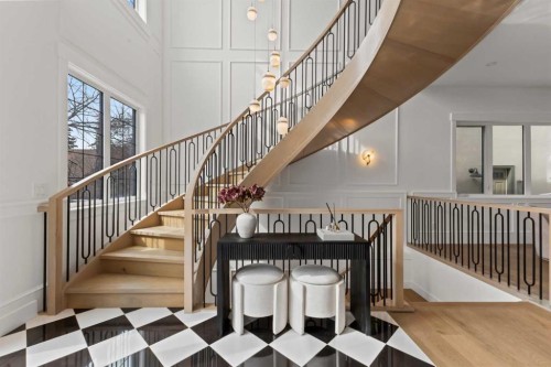 1910 Broadview Road, Calgary, AB - Indoor Photo Showing Other Room