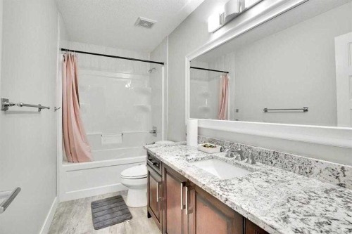 172 Kinniburgh Way, Chestermere, AB - Indoor Photo Showing Bathroom