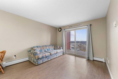 409-5 Saddlestone Way Ne, Calgary, AB - Indoor Photo Showing Other Room