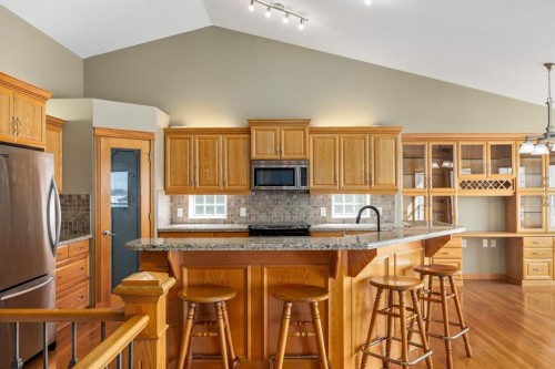 20 Hillcrest Boulevard, Strathmore, AB - Indoor Photo Showing Other Room