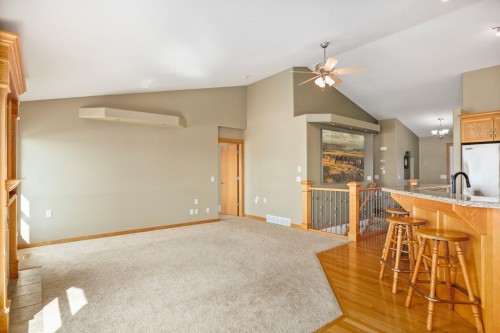 20 Hillcrest Boulevard, Strathmore, AB - Indoor Photo Showing Other Room