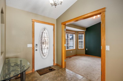 20 Hillcrest Boulevard, Strathmore, AB - Indoor Photo Showing Other Room