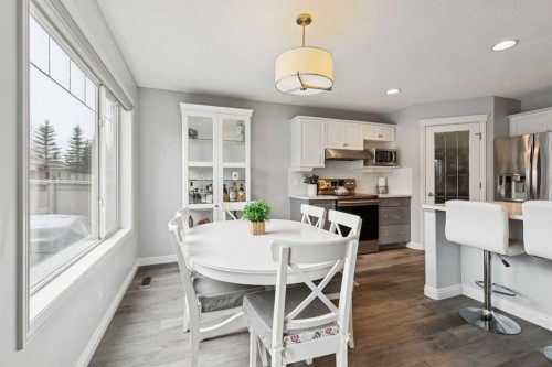 54 Chapala Grove Se, Calgary, AB - Indoor Photo Showing Dining Room