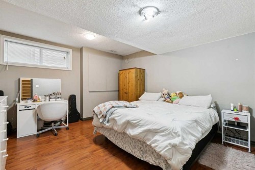 54 Chapala Grove Se, Calgary, AB - Indoor Photo Showing Bedroom